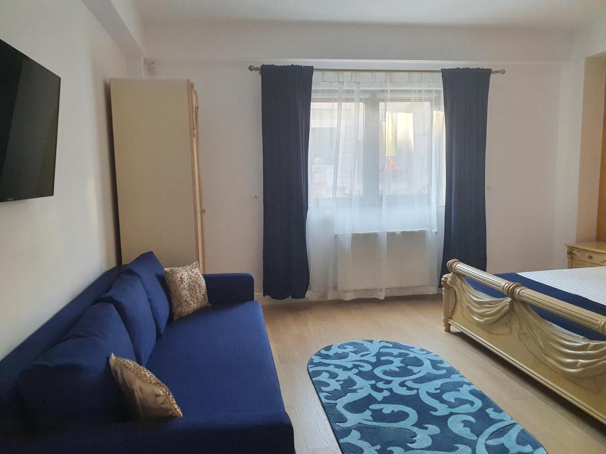 French Boutique Hotel Brasov Ngoại thất bức ảnh